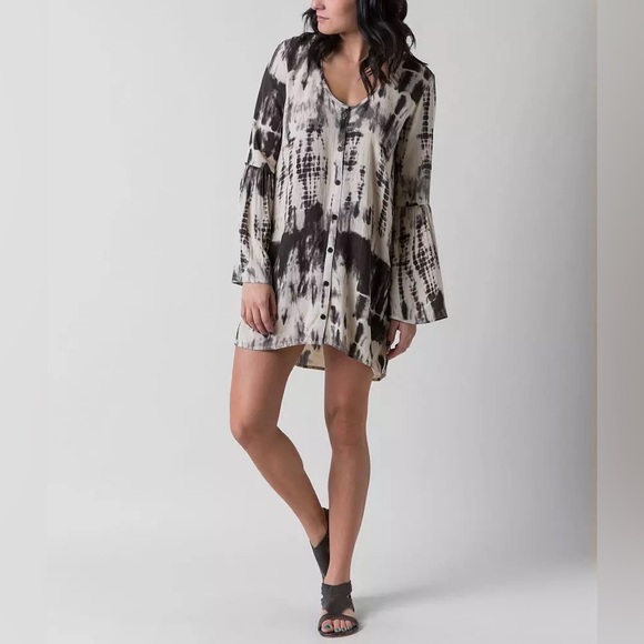 Billabong SECRET MOVES dress . - Picture 2 of 6